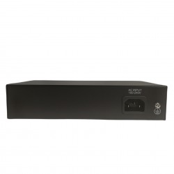 4 Port PoE Network Switch (4 Port 100 Mbps + 2 port 100m uplink)